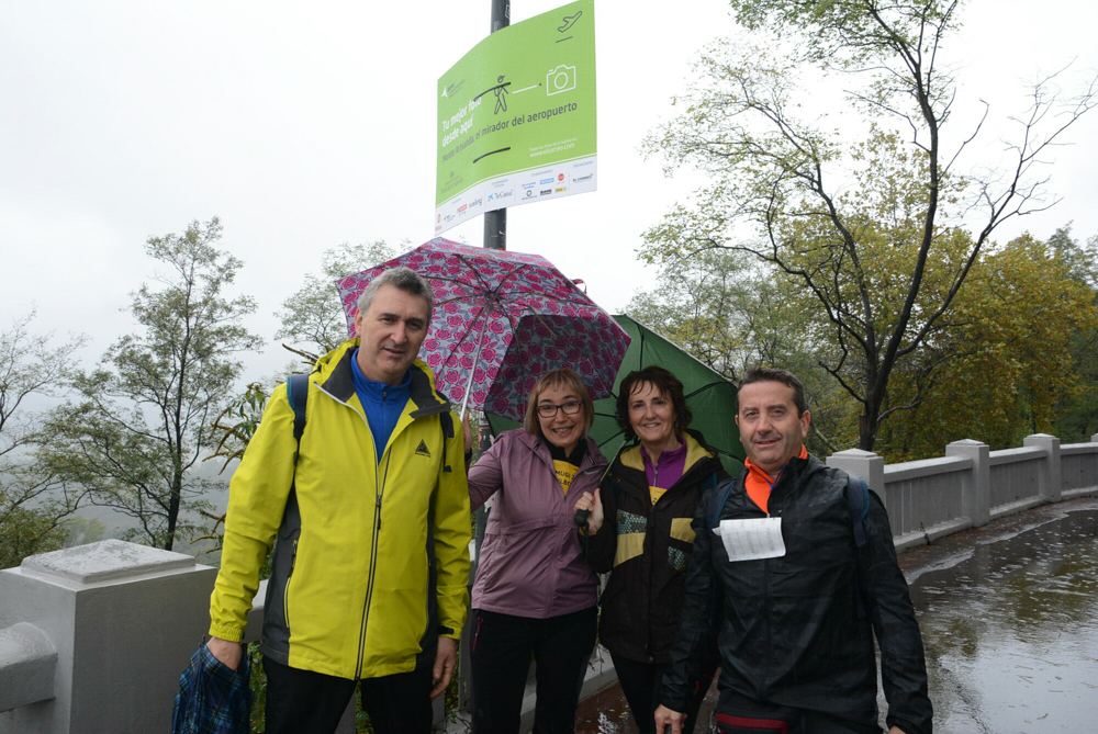 Foto 200 de la avituallamiento y mirador - Galería de la Subida a Artxanda 2019